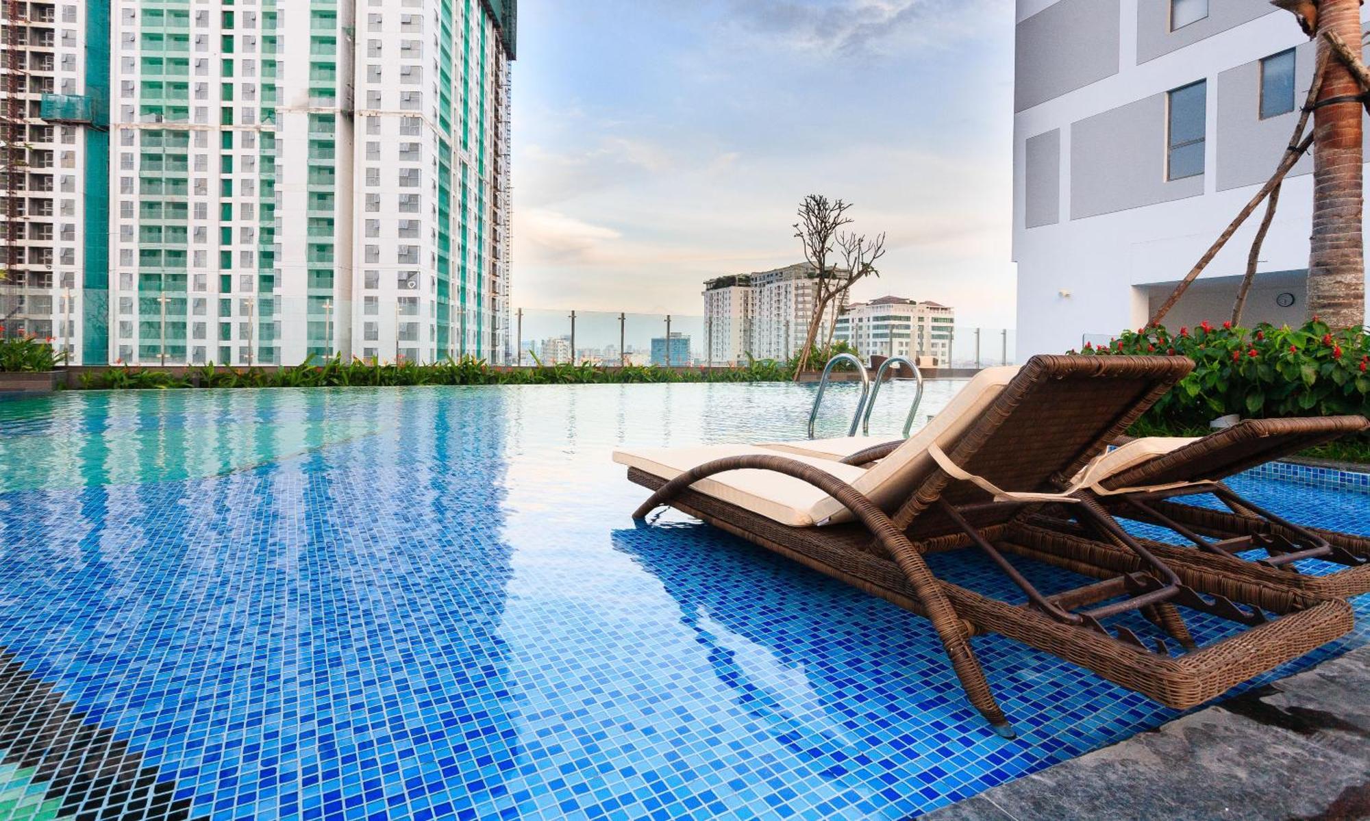 Saigon Banhada - Rivergate - Infinity Pool Ho Chi Minh City Exterior photo