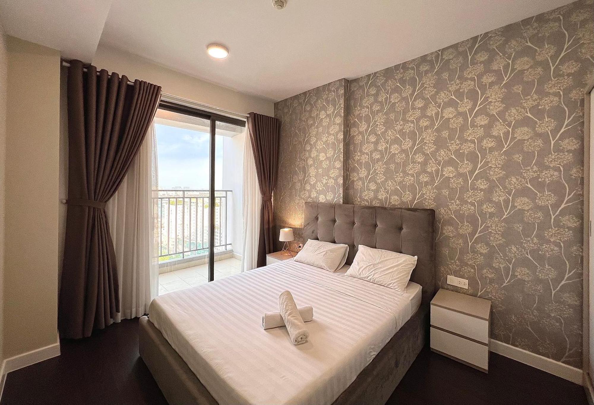 Saigon Banhada - Rivergate - Infinity Pool Ho Chi Minh City Exterior photo
